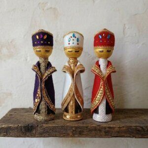 Vintage Handcrafted 3 Wise Men Magi Bottle Dolls Beaded Sequin 12" MCM Christmas